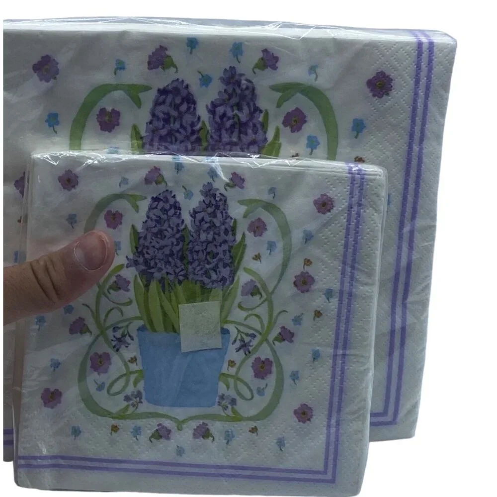 Every Occasion Purple Hyacinth 2-Ply Luncheon and Beverage Napkins 20 Count Each